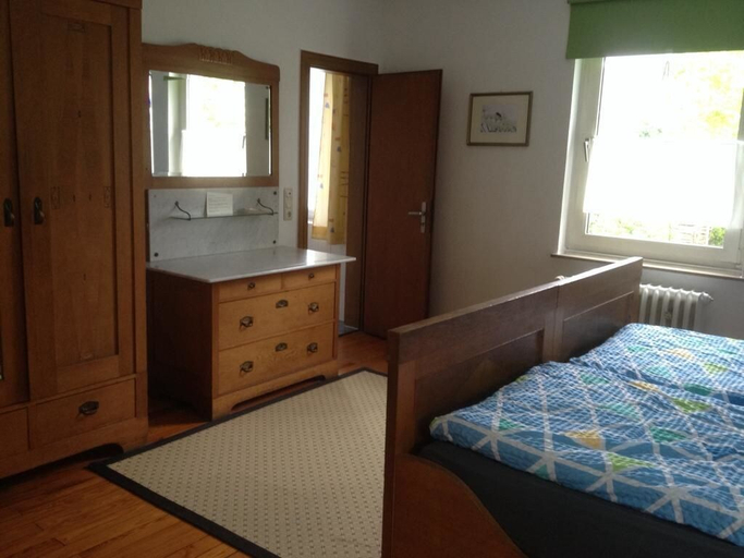 Bedroom 2, Weinvilla Heinrichshof, Bernkastel-Wittlich