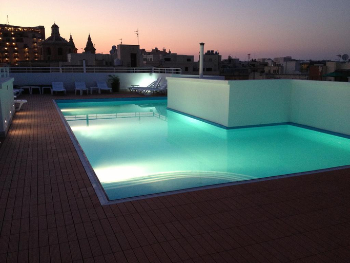 Sport & Beauty, Day's Inn Hotel and Residence