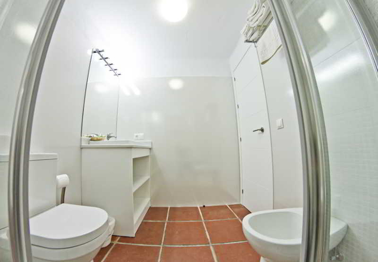 Bathroom 3, Villas Flamenco Beach Conil, Cádiz
