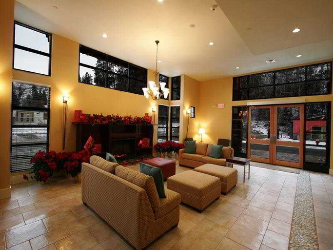 Public Area 2, Summerland Waterfront Resort & Spa, Okanagan-Similkameen