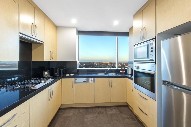 Meriton Serviced Apartments World Tower, Sydney