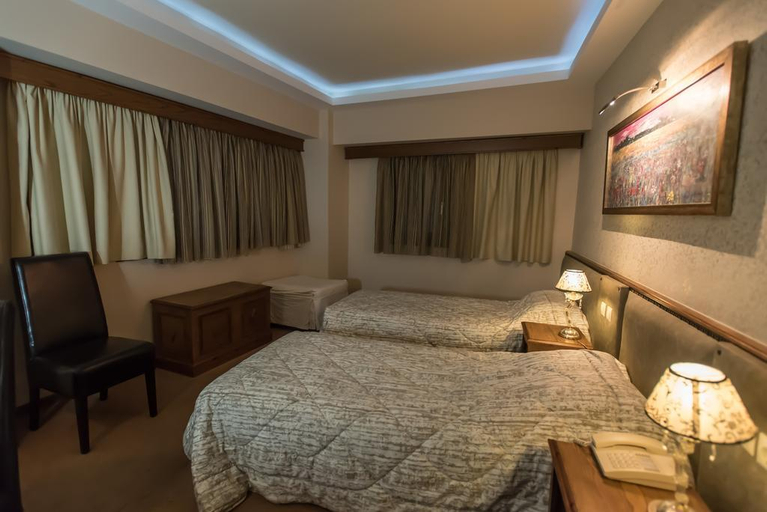 Bedroom 3, Anesis Hotel, Central Greece