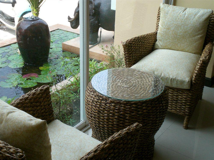 Exterior & Views 2, Naris Art Hotel, Pattaya