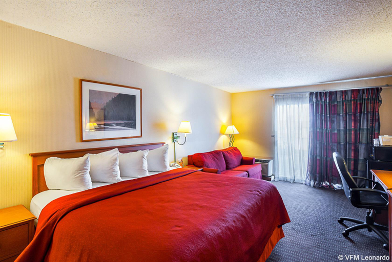 Bedroom 4, Studio 6 Lincoln, NE - Airport, Lancaster