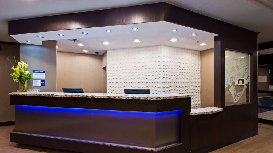 Public Area 2, Best Western Plus Toronto Airport Hotel, Peel