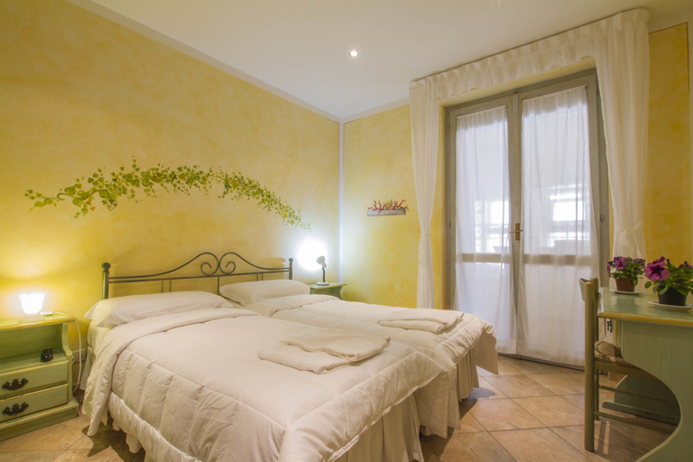 Bedroom 4, Elisart Guest House, Sassari