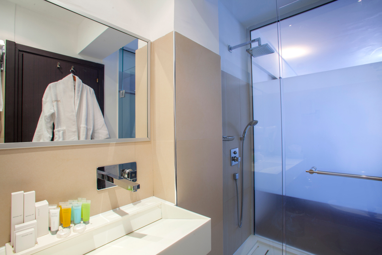 Bathroom, Amorgos Boutique, Larnaca