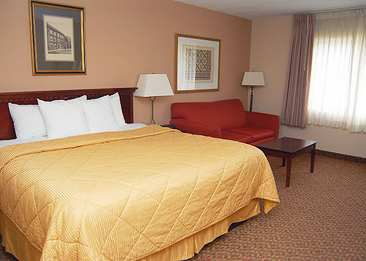 Bedroom 3, Red Roof PLUS+ & Suites Knoxville West-Cedar Bluff, Knox