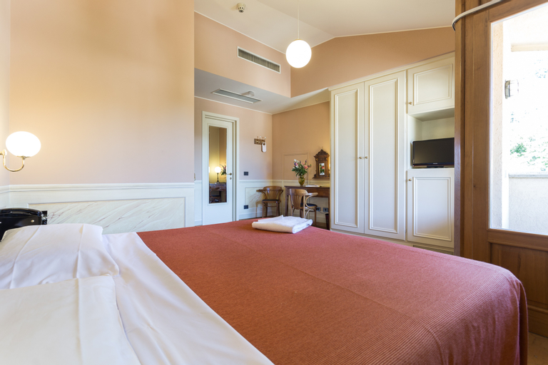 Bedroom 11