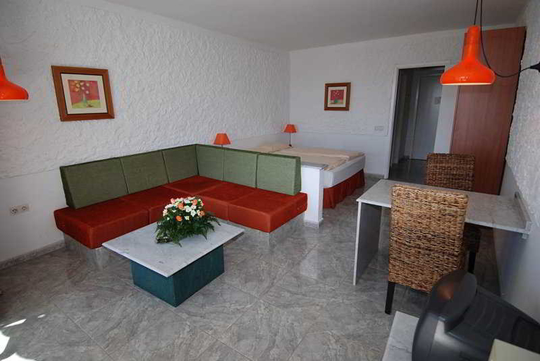 Public Area, Studios Matorral, Las Palmas