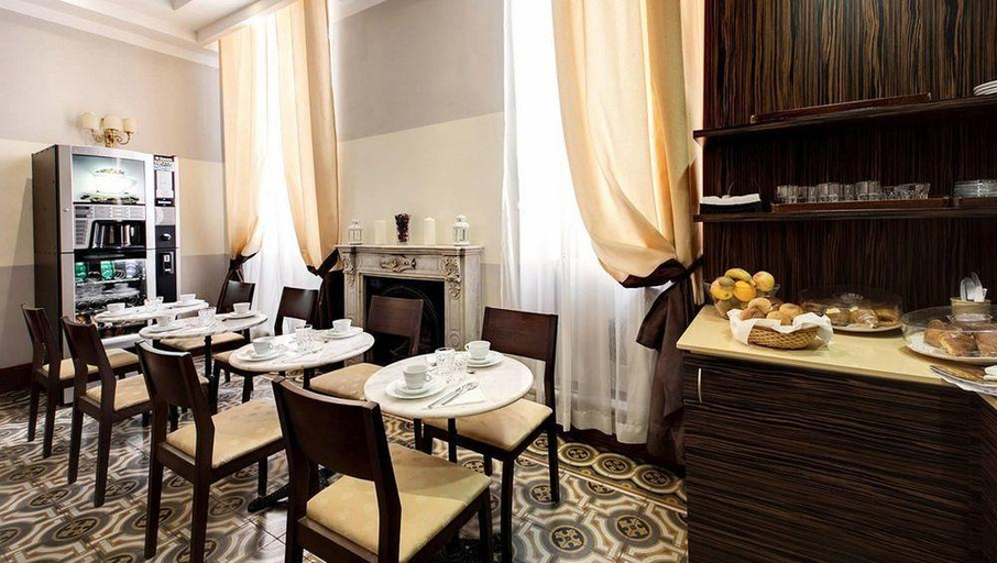Food & Drinks 5, 939 Hotel, Rome