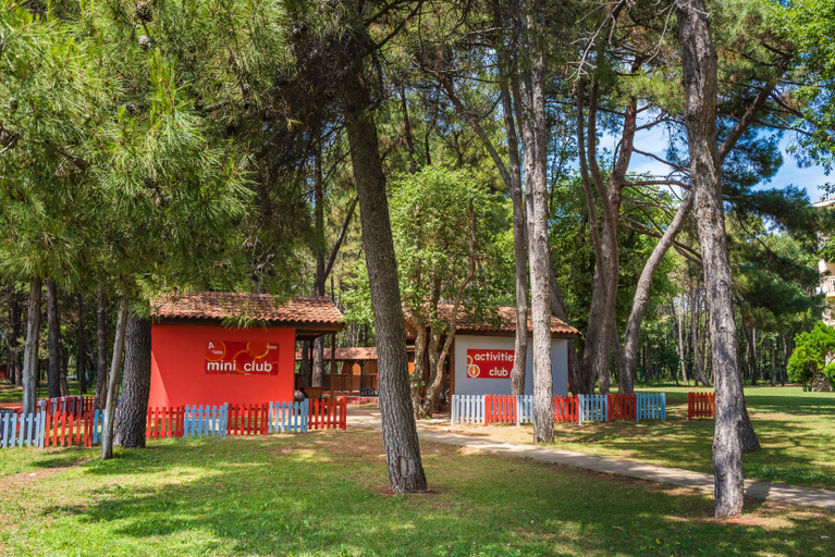 Exterior & Views 2, Hotel Aurora Plava Laguna, Umag