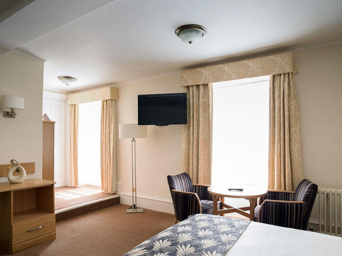 Bedroom 2, Weetwood Hall, Leeds