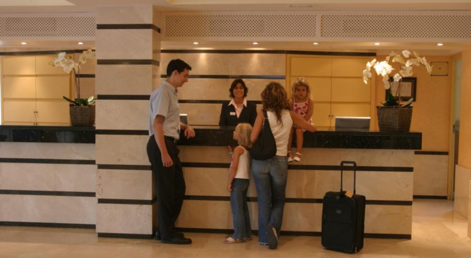 Public Area 4, Guitart Central Park Aqua Resort, Girona