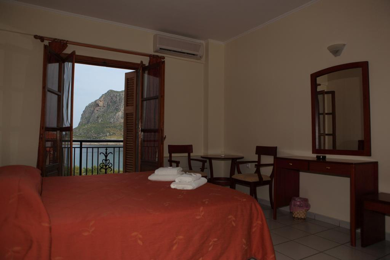 Bedroom 5, Pramataris, Peloponnese