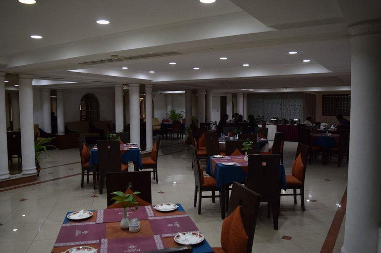Food & Drinks 5, Hotel Samrat, Delhi