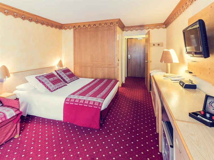 Bedroom 3, Fahrenheit Seven Val Thorens, Savoie