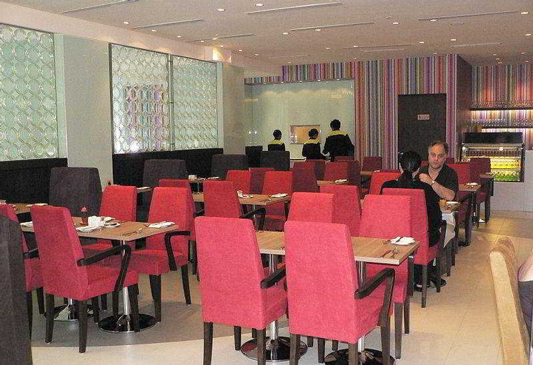 Food & Drinks, Re, Singapura