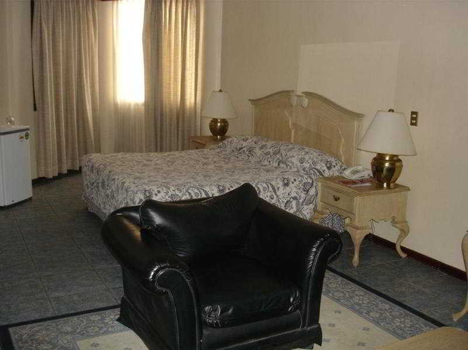Bedroom 4, Gran Hotel Santa Cruz, Andrés Ibáñez