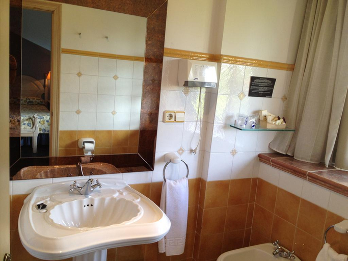 Bathroom, Palacio de la Viñona, Asturias
