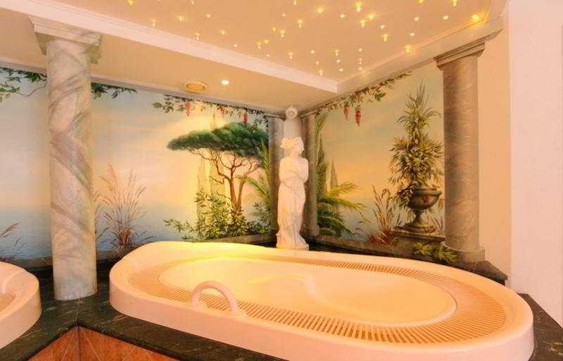 Bathroom 4, Hotel Walliserhof Zermatt, Visp