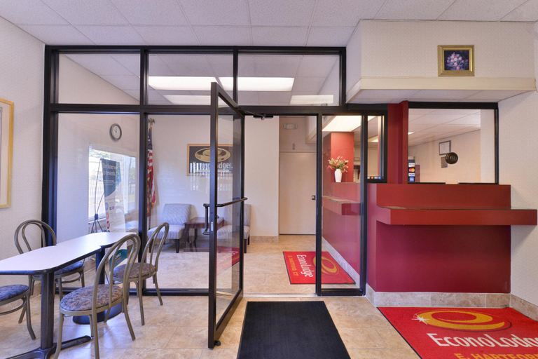 Others 5, Econo Lodge (East Hartford), Hartford