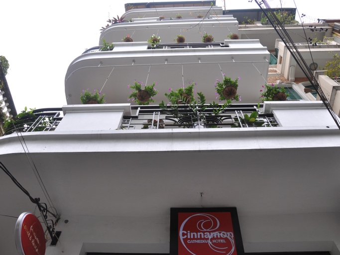 Cinnamon Cathedral Hotel, Hoàn Kiếm