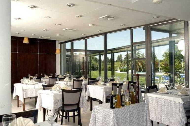 Food & Drinks 3, Camberland, Pilar