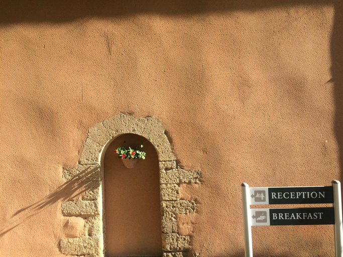 Public Area 3, La Bastide du Roy Rene, Bouches-du-Rhône