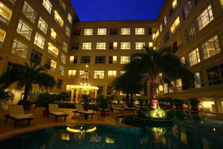 Exterior & Views, Hope Land Hotel & Executive Residence, Khlong Toey