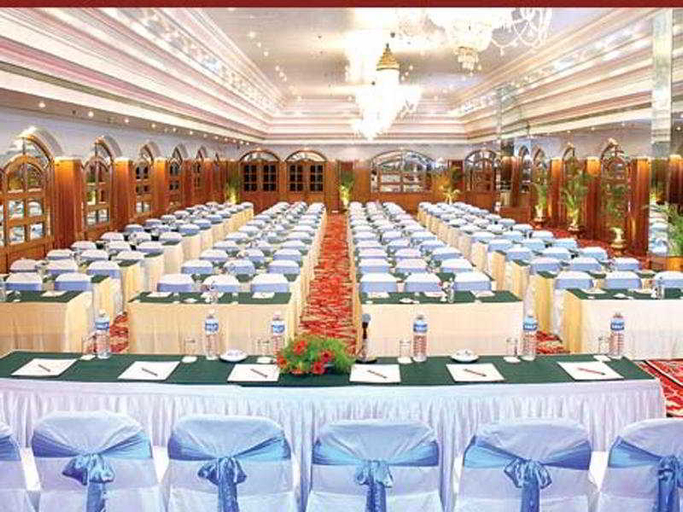 Business Facilities 5, The Capitol Hotel, Bangalore