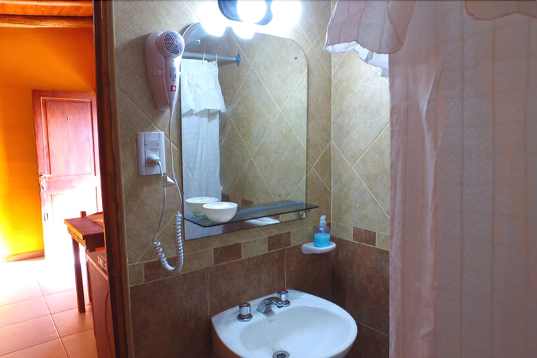 Bathroom 5, La Aldea De San Rafael, San Rafael