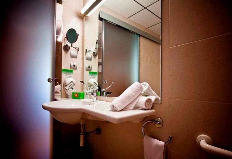 Bathroom 5, Riviera Beachotel - Recommended for Adults, Alicante