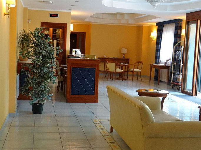 Public Area 4, Villa Albani, Salerno