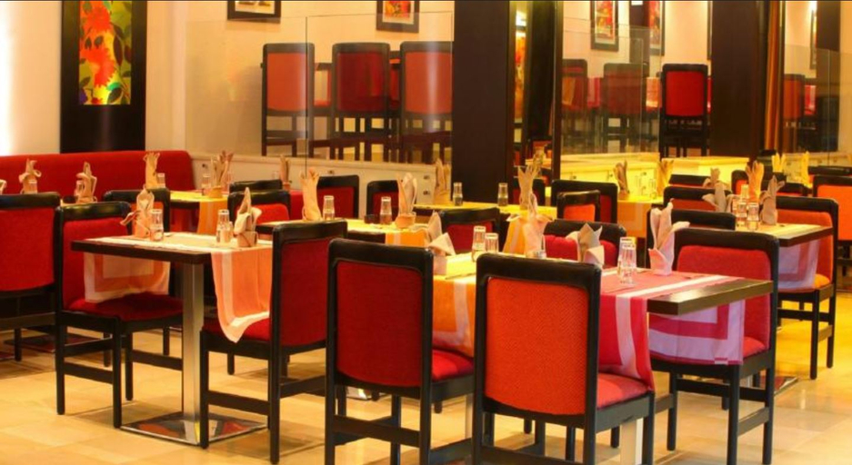 Food & Drinks 5, Les Ambassadeurs, Bab Bhar