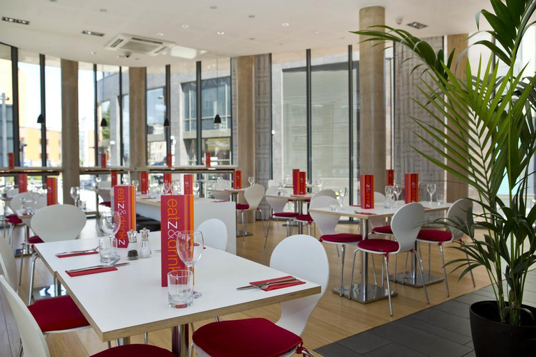 Food & Drinks 4, Four Points Flex by Sheraton Cardiff, Cardiff