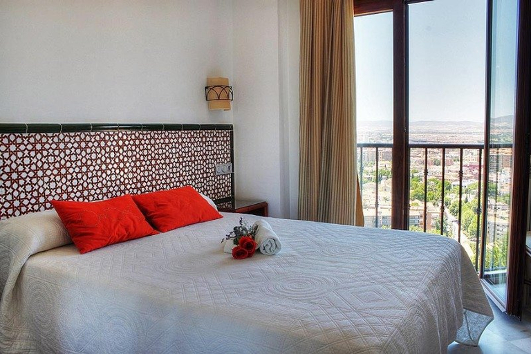 Bedroom 2, Arabeluj, Granada