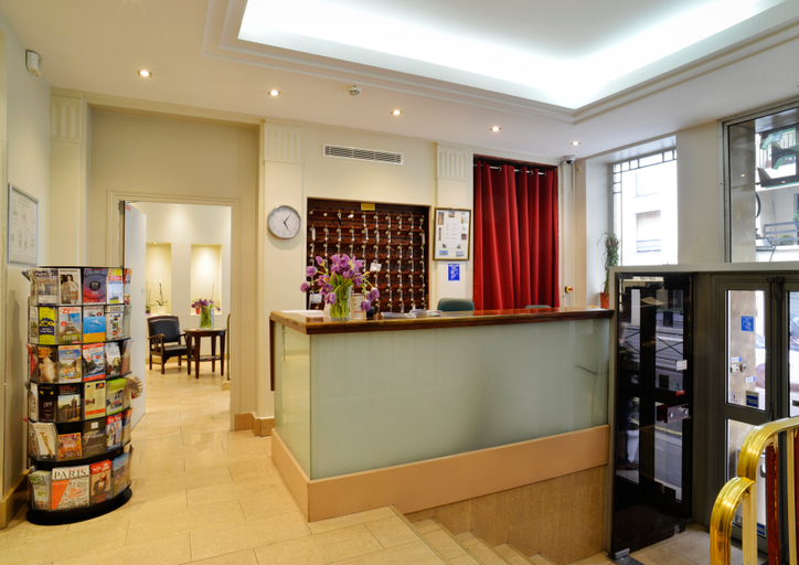 Public Area 2, Hôtel Ambassadeur, Paris