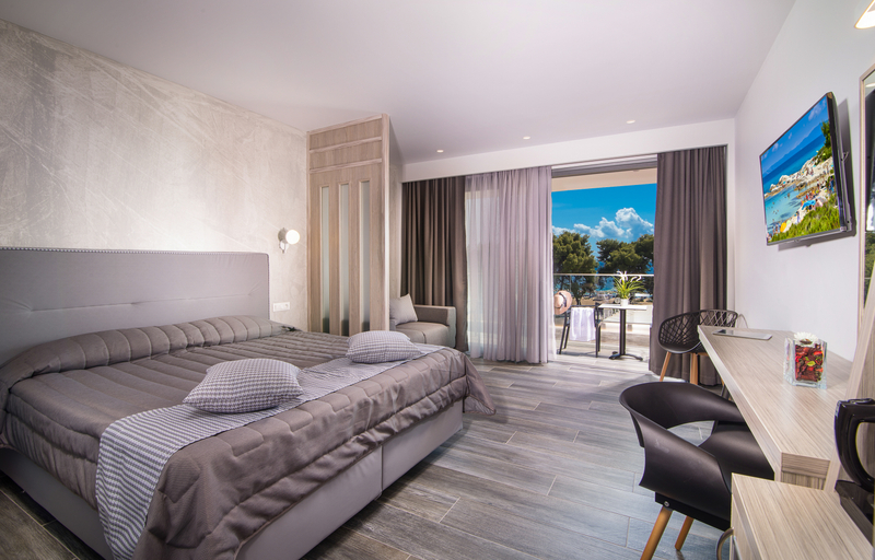 Bedroom 3, Lagomandra Beach Hotel and Suites, Central Macedonia