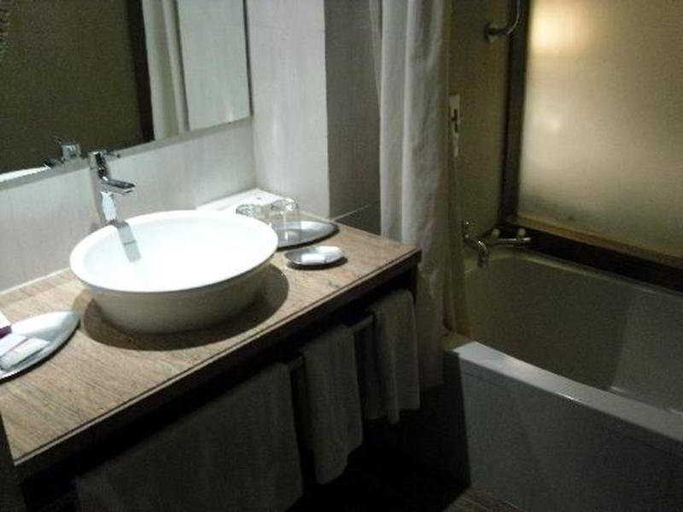 Bathroom 5, Royal Orchid Central Jaipur, Jaipur