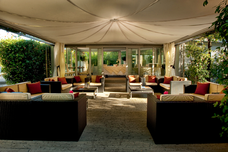 Public Area 2, Eden Rock Resort, Florence