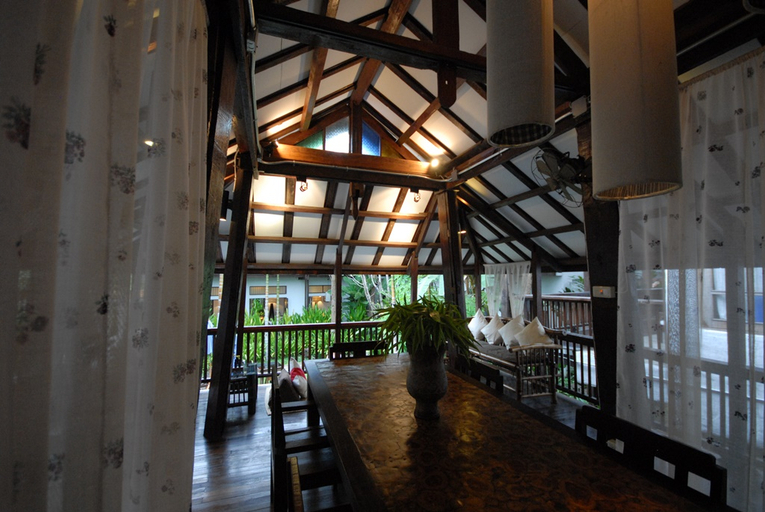 Food & Drinks 5, Banthai Village, Muang Chiang Mai