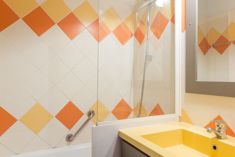 Bathroom, Les Citronniers, Alpes-Maritimes