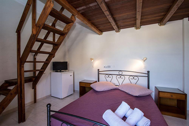 Bedroom 5, Petra Nera, South Aegean