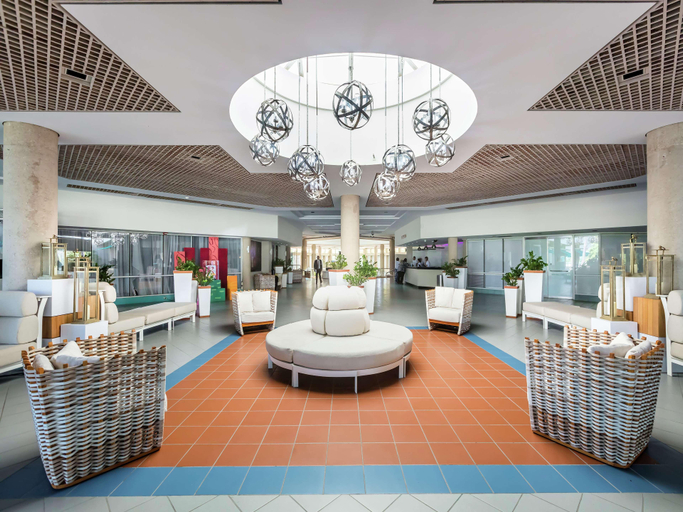 Public Area 5, Hilton Ponce Golf & Casino Resort