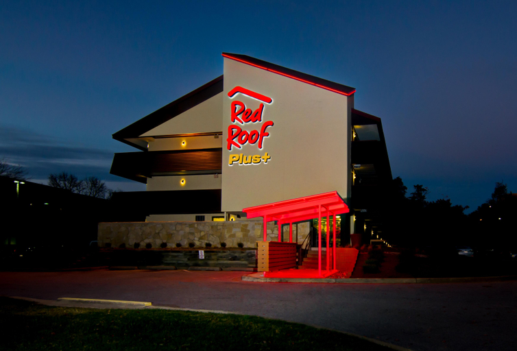 Exterior & Views 2, Red Roof PLUS+ Baltimore-Washington DC/BWI Airport, Anne Arundel