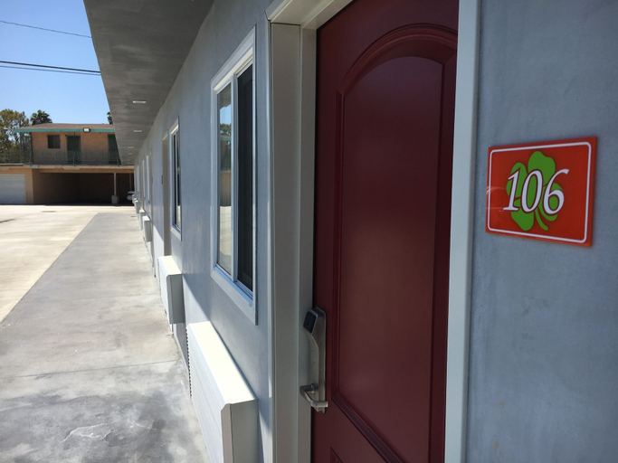 Public Area, Clover Motel, Los Angeles