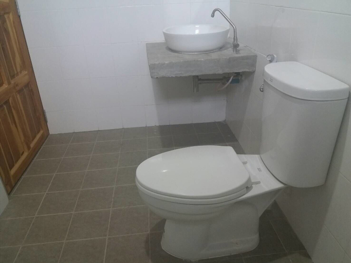 Bathroom, Baan Kinlom Chom Daw Khao Yai, Pak Chong