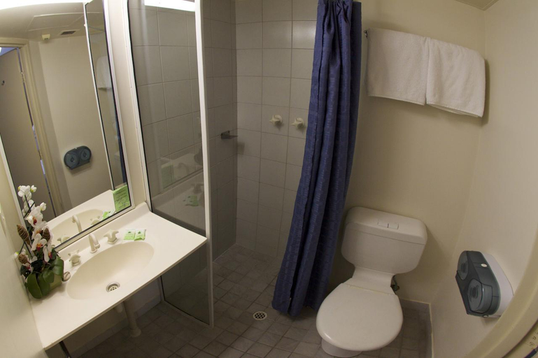 Bathroom 5, Comfort Inn Darwin, Darwin