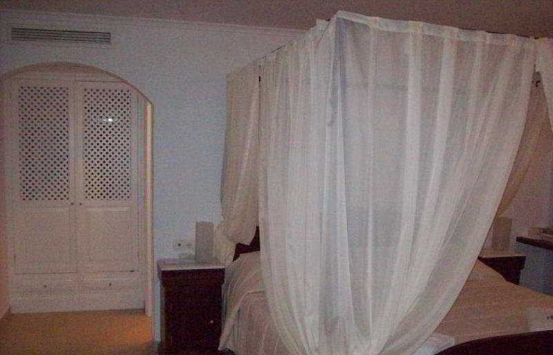 Bedroom 3, Absolute Bliss Imerovigli Suites, South Aegean